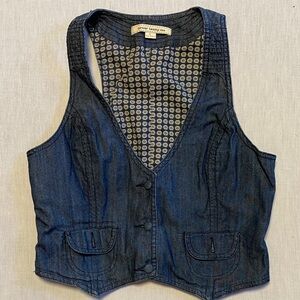 Forever 21 Blue Denim Floral Lined Top